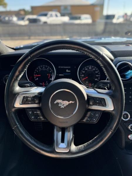 Ford Mustang EcoBoost Coupe 2020