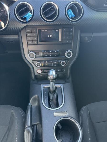 Ford Mustang EcoBoost Coupe 2020