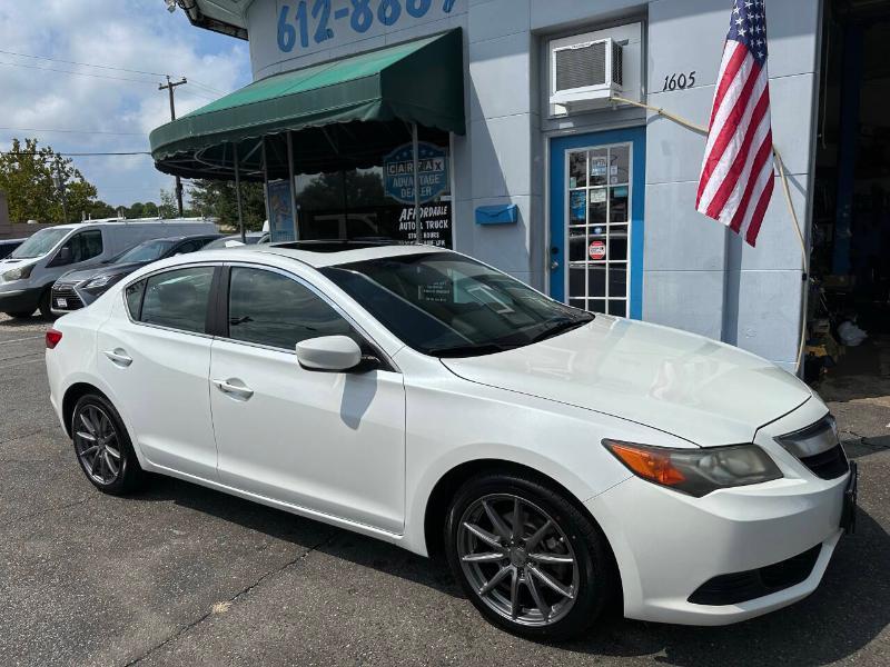 Acura ILX 5-Spd AT 2014