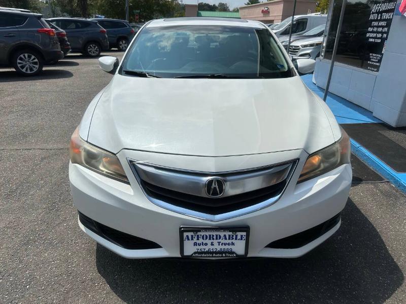 Acura ILX 5-Spd AT 2014