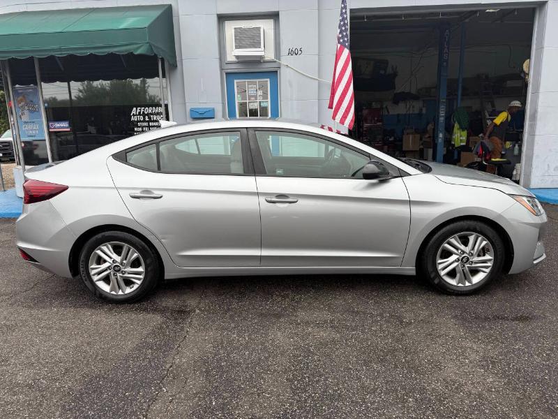 Hyundai Elantra SEL Convenience 2020 Hyundai Elantra SEL Convenience 2020