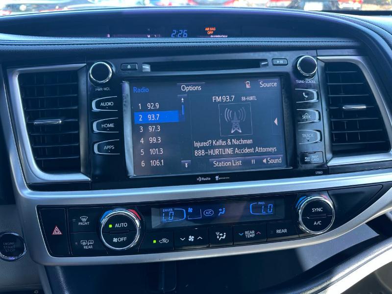 Toyota Highlander XLE FWD V6 2015 Toyota Highlander XLE FWD V6 2015