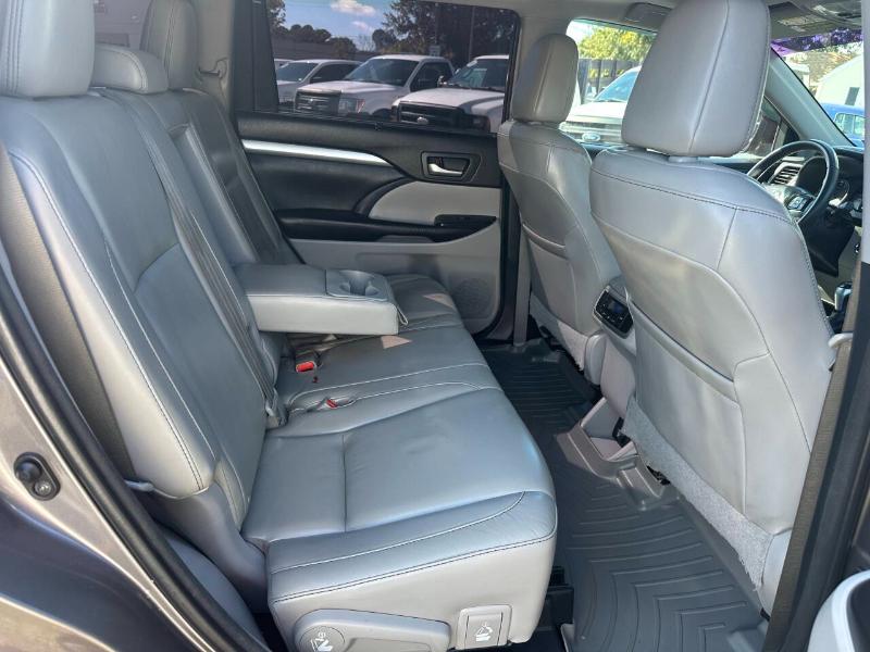 Toyota Highlander XLE FWD V6 2015 Toyota Highlander XLE FWD V6 2015