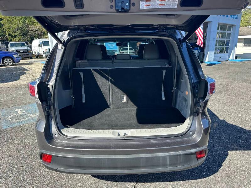 Toyota Highlander XLE FWD V6 2015 Toyota Highlander XLE FWD V6 2015