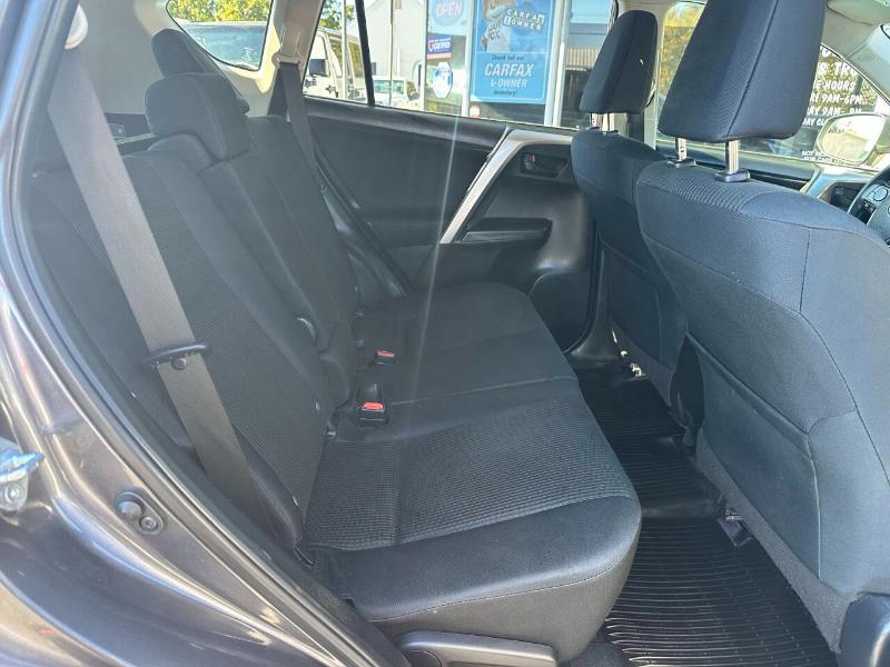 Toyota RAV4 LE FWD 2017 Toyota RAV4 LE FWD 2017