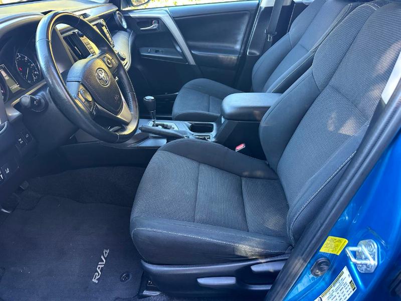 Toyota RAV4 XLE AWD 2017 Toyota RAV4 XLE AWD 2017