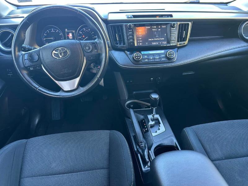 Toyota RAV4 XLE AWD 2017 Toyota RAV4 XLE AWD 2017