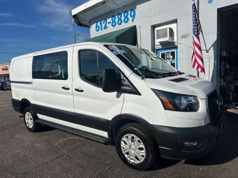 2024 Ford Transit 250 Van