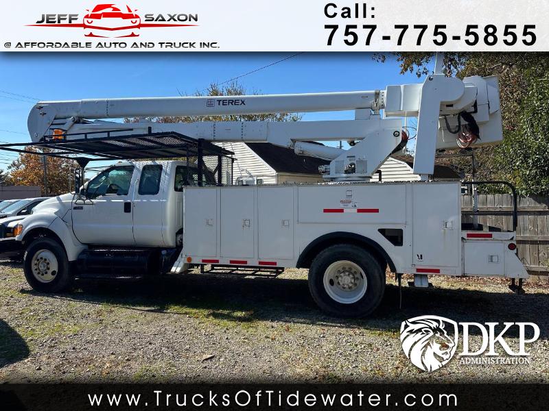 2012 Ford F-750 SuperCab 2WD DRW