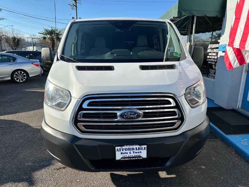 Ford Transit 350 Wagon Low Roof XLT 60/40 Pass. 148-in. WB 2015