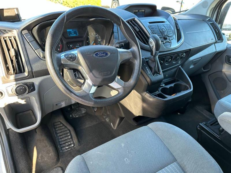 Ford Transit 350 Wagon Low Roof XLT 60/40 Pass. 148-in. WB 2015