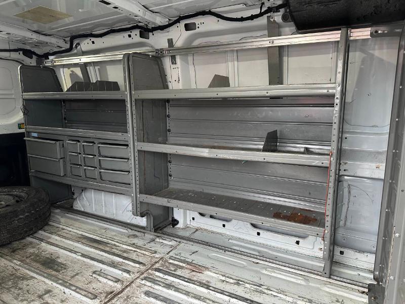 Ford Transit 150 Van Low Roof 60/40 Pass. 130-in. WB 2018