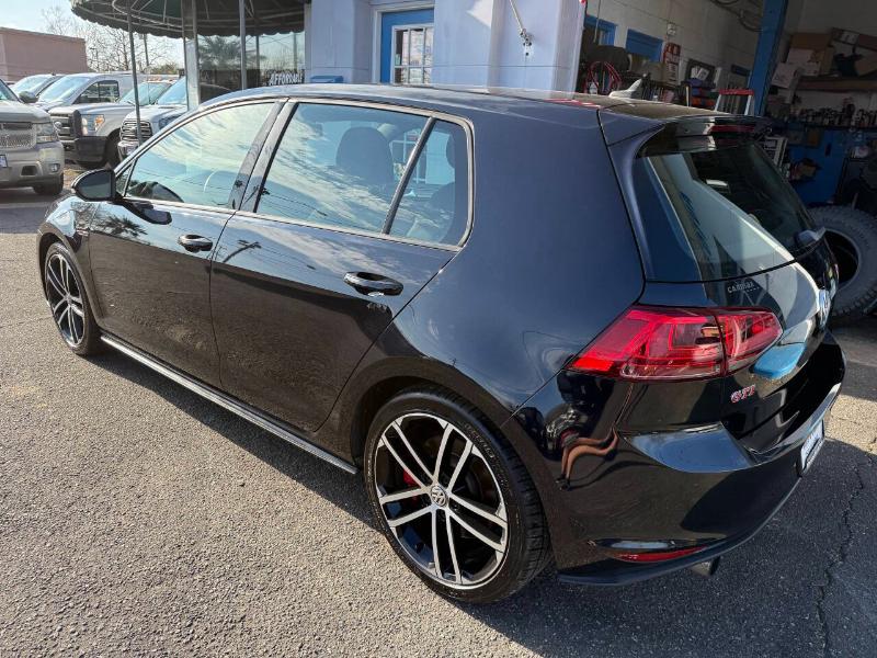 Volkswagen Golf GTI SE 6A 4-Door 2017