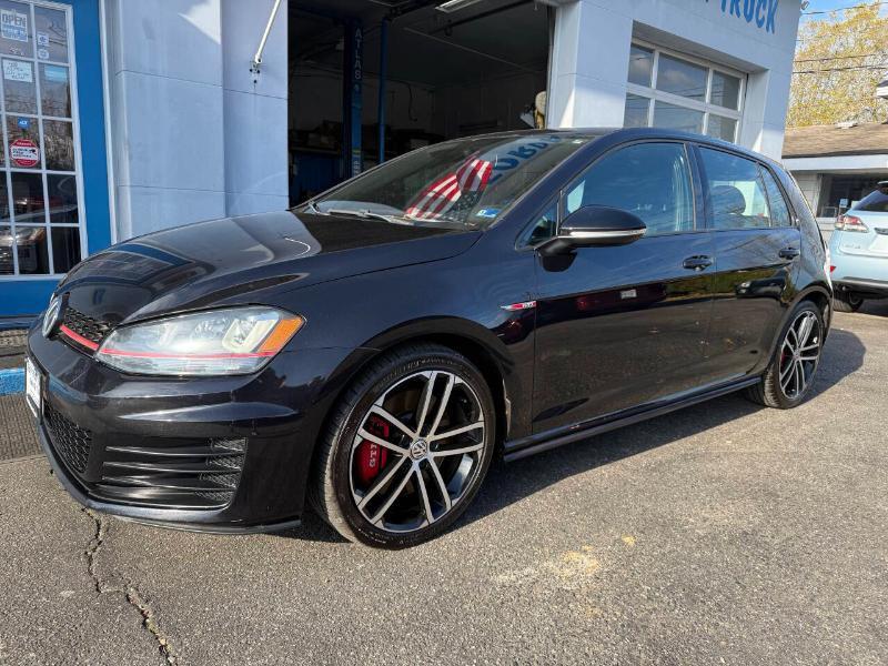 Volkswagen Golf GTI SE 6A 4-Door 2017