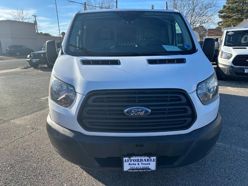 Ford Transit 250 Van Low Roof 60/40 Pass.130-in. WB 2017