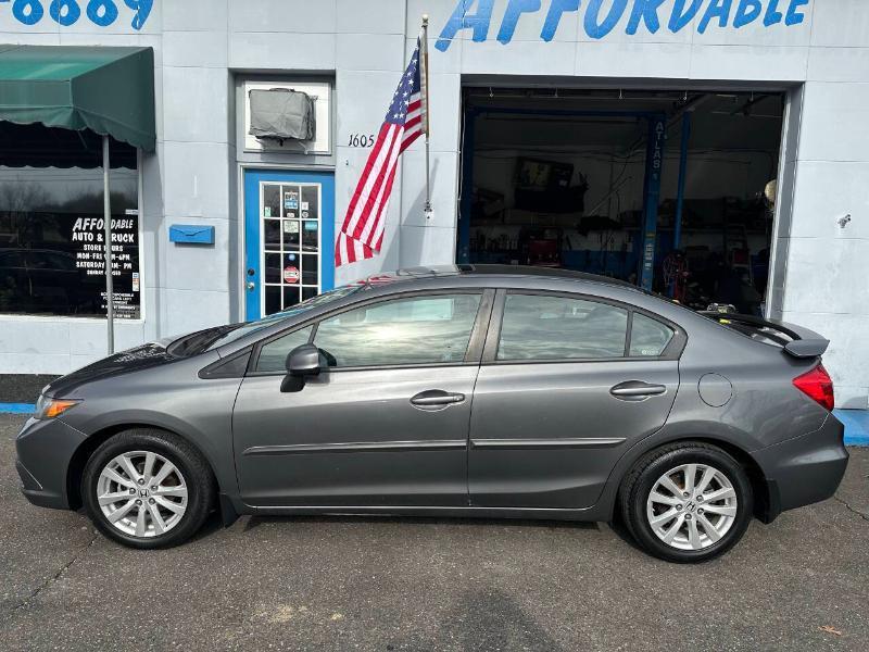 Honda Civic EX Sedan 5-Speed AT 2012