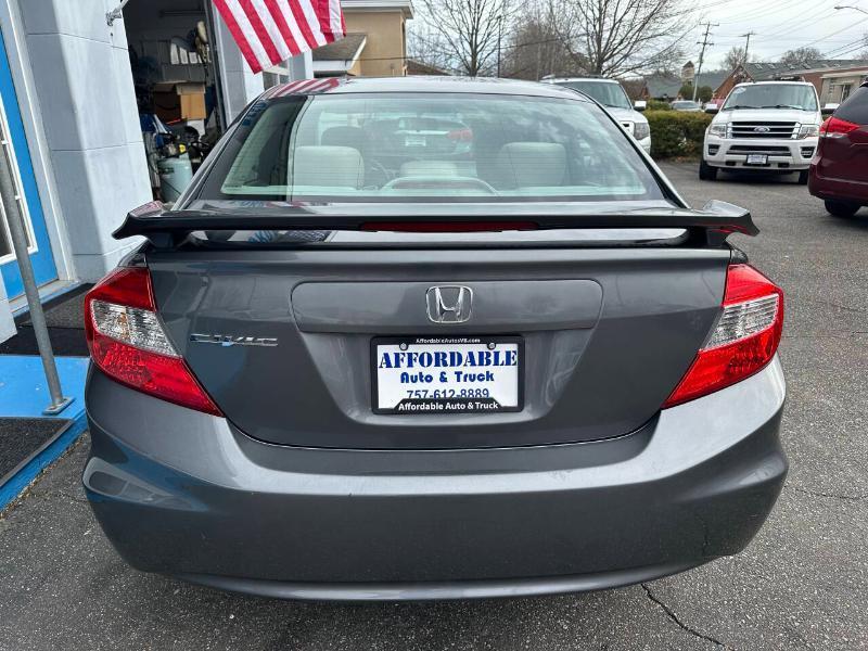 Honda Civic EX Sedan 5-Speed AT 2012