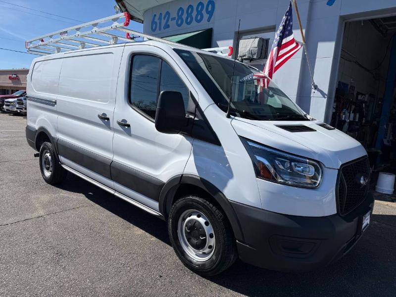 Ford Transit 150 Van Low Roof w/Sliding Pass. 130-in. WB 2024