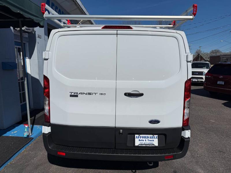 Ford Transit 150 Van Low Roof w/Sliding Pass. 130-in. WB 2024