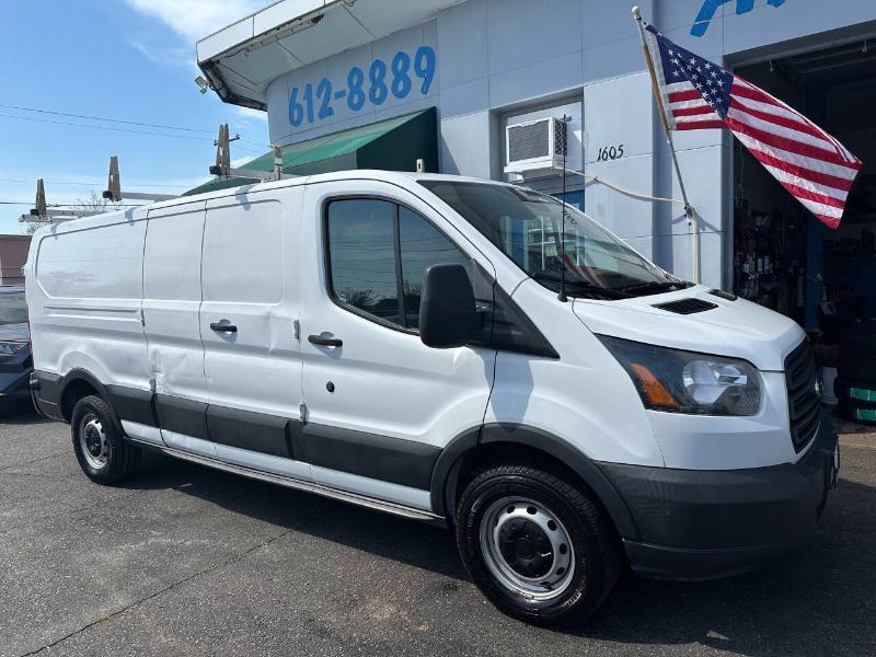 Ford Transit 250 Van Low Roof 60/40 Pass. 148-in. WB 2017