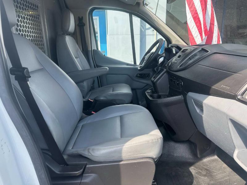 Ford Transit 250 Van Low Roof 60/40 Pass. 148-in. WB 2017