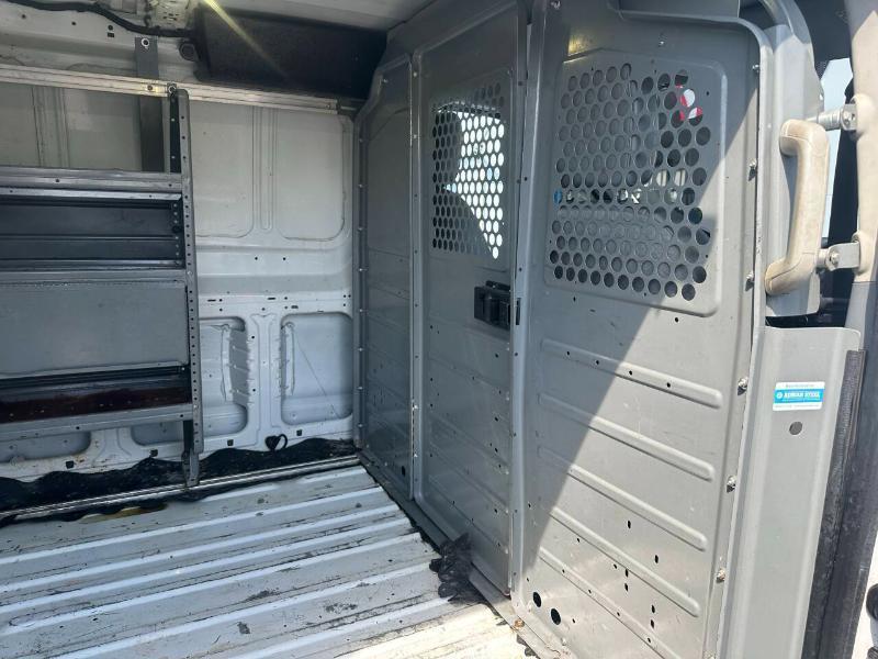 Ford Transit 250 Van Low Roof 60/40 Pass. 148-in. WB 2017