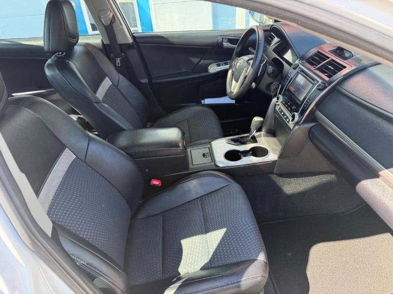 Toyota Camry SE 4D Sedan 2014