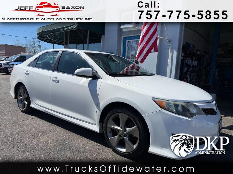 Toyota Camry SE 4D Sedan 2014