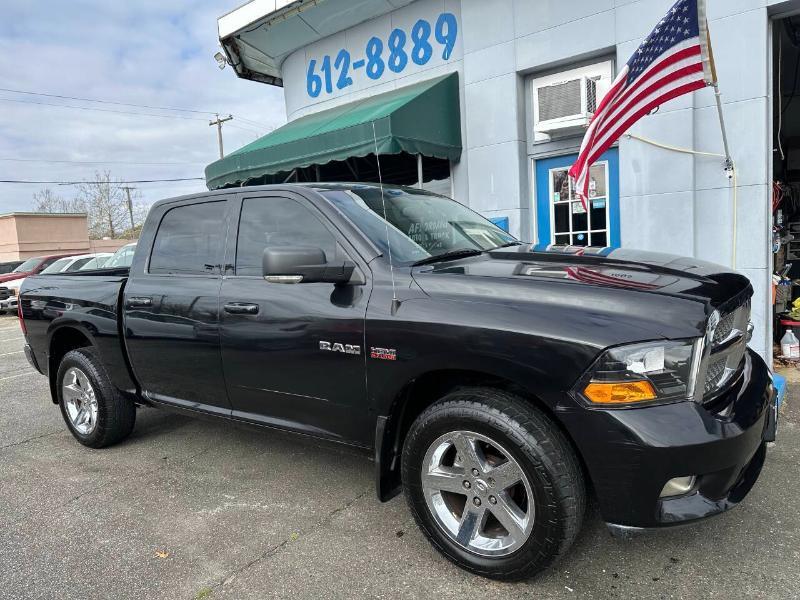 Dodge Ram 1500 SPORT Crew Cab 4WD 2009