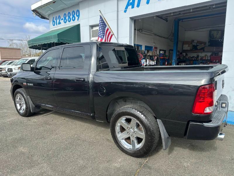 Dodge Ram 1500 SPORT Crew Cab 4WD 2009