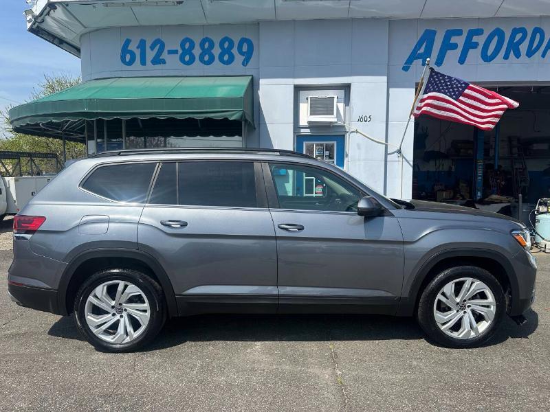 Volkswagen Atlas SE w/Technology 4MOTION 2022