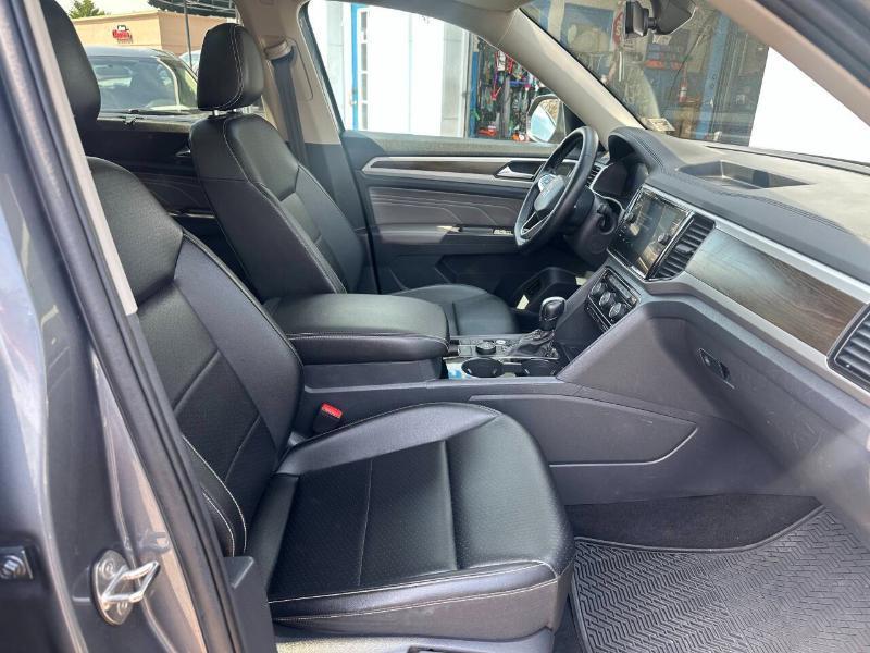 Volkswagen Atlas SE w/Technology 4MOTION 2022