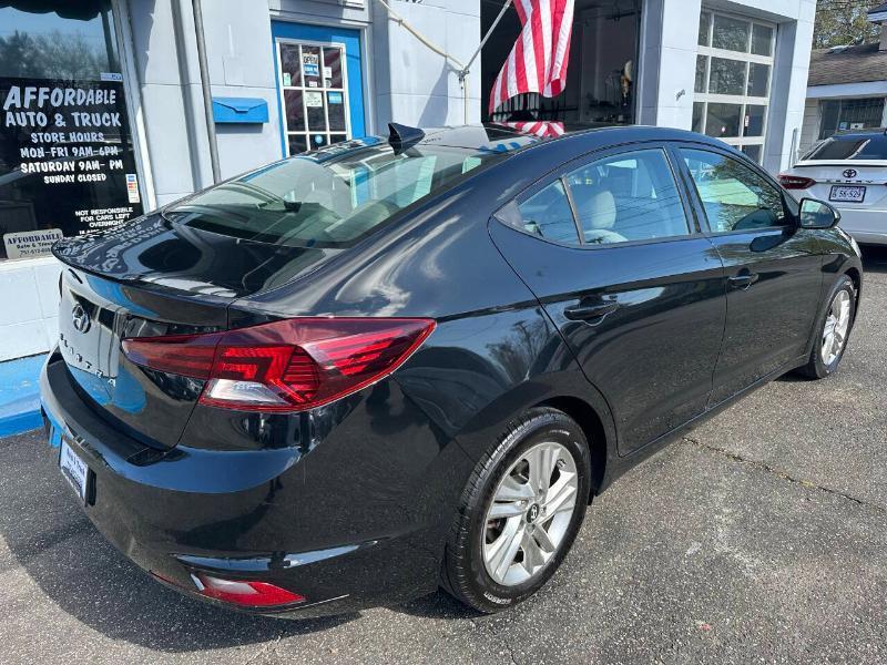 Hyundai Elantra Limited 2019