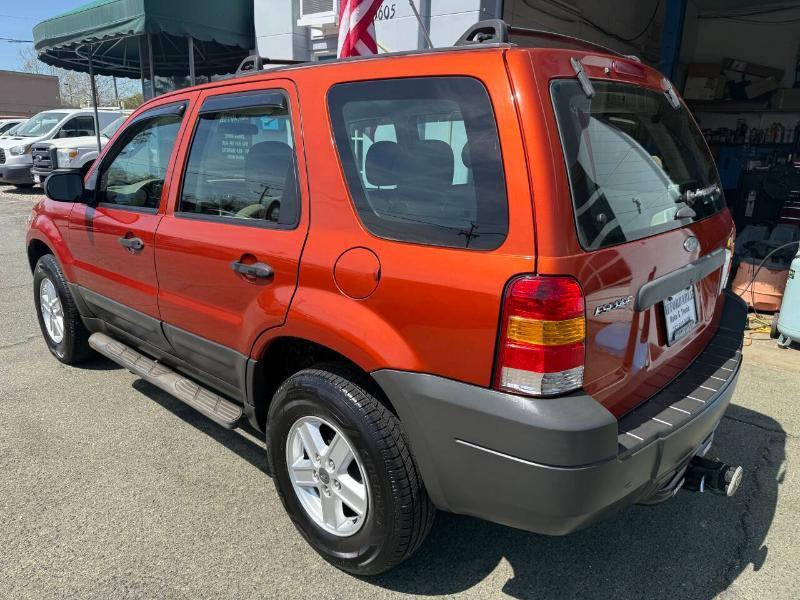 Ford Escape XLS 2WD 2006
