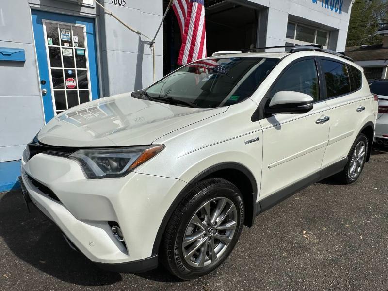 Toyota RAV4 Hybrid Limited 2017