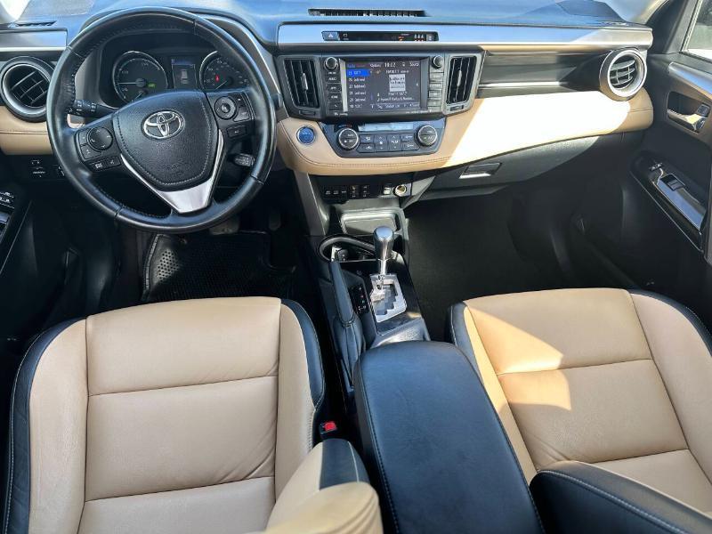 Toyota RAV4 Hybrid Limited 2017