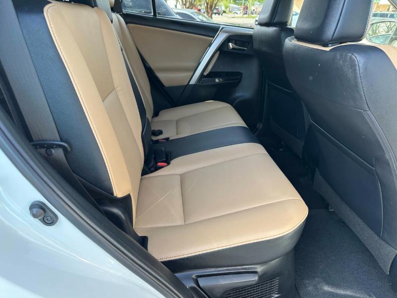 Toyota RAV4 Hybrid Limited 2017