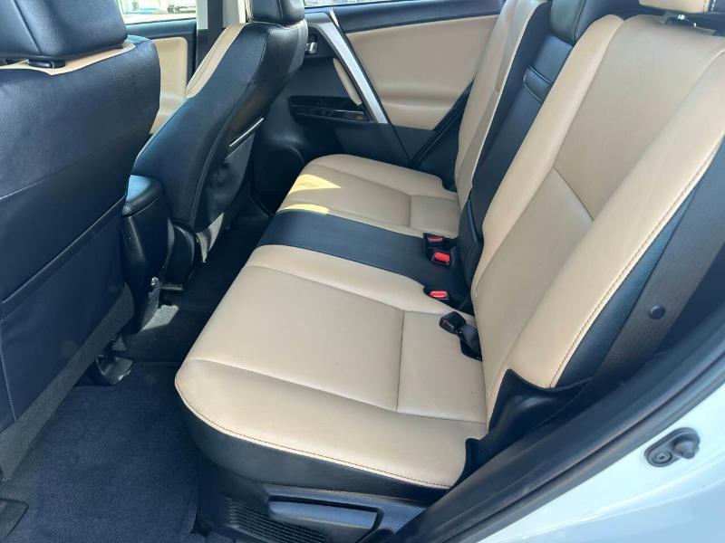 Toyota RAV4 Hybrid Limited 2017