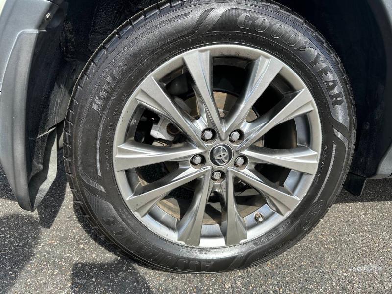 Toyota RAV4 Hybrid Limited 2017