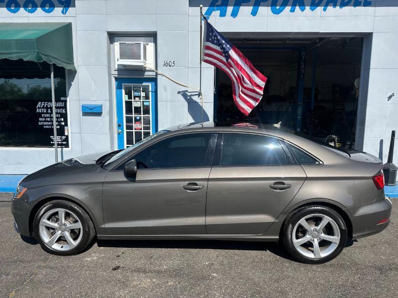 Audi A3 1.8T Premium FWD S tronic 2016