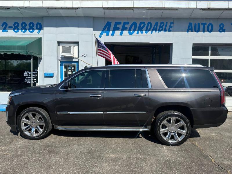 Cadillac Escalade ESV Luxury 4WD 2015