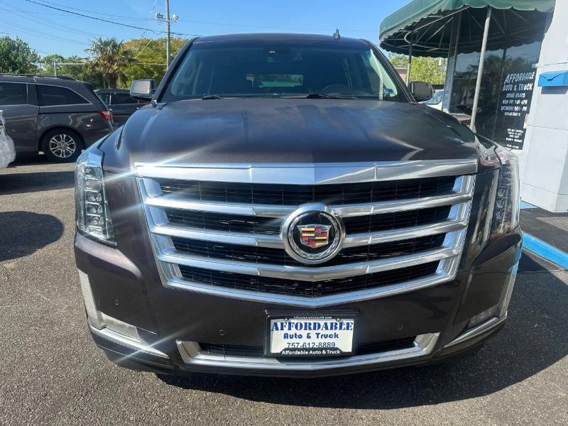 Cadillac Escalade ESV Luxury 4WD 2015