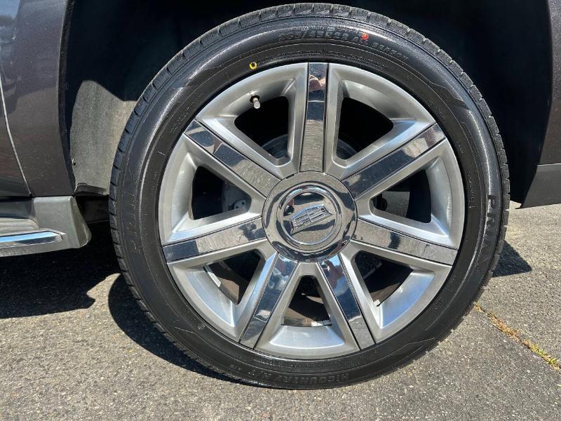 Cadillac Escalade ESV Luxury 4WD 2015