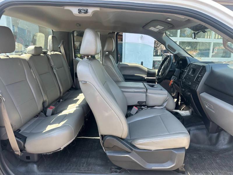 Ford F-150 XL SuperCab 6.5-ft. Bed 2WD 2016