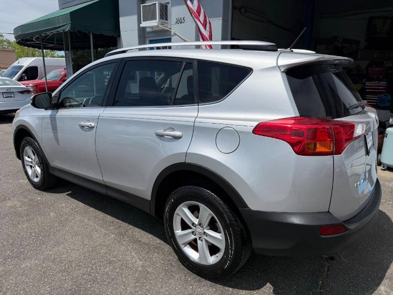 Toyota RAV4 XLE AWD 2014