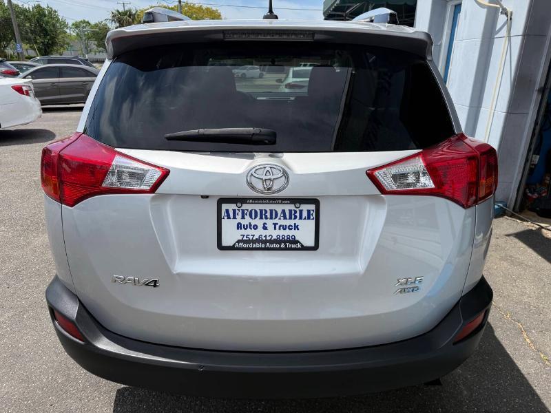 Toyota RAV4 XLE AWD 2014