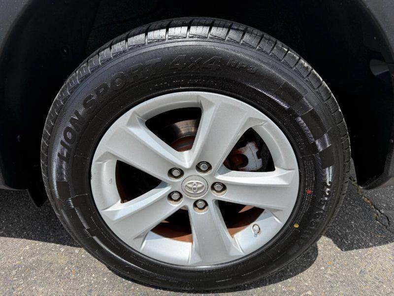 Toyota RAV4 XLE AWD 2014