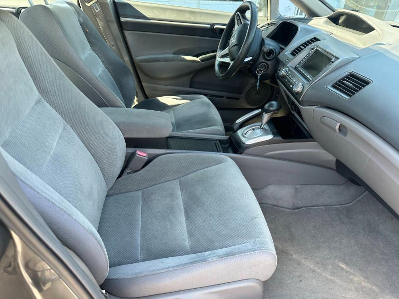 Honda Civic EX Sedan 5-Speed AT 2009