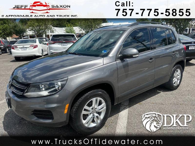 Volkswagen Tiguan S 2015