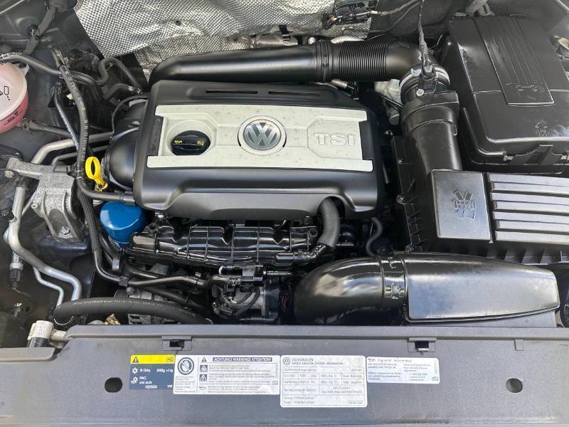 Volkswagen Tiguan S 2015